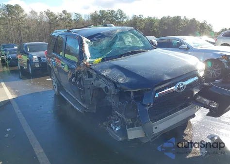 2011 Toyota 4Runner Limited V6 from USA, damaged, VIN JTEZU5JR2B5028602